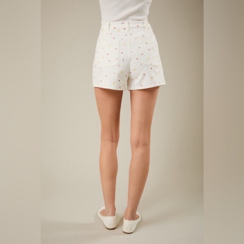 Fruit Print Twill High Rise Patch Pocket Shorts - Sunday Edition - Picture 5 of 6